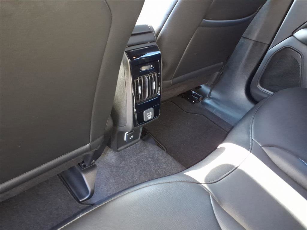 New 2026 Jeep Compass Latitude image 13