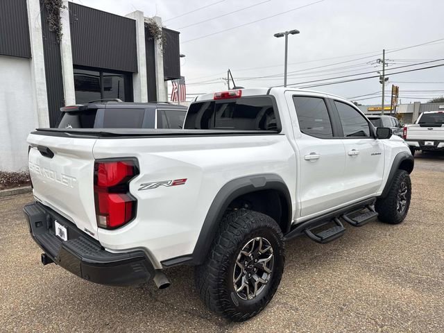 Used 2024 Chevrolet Colorado ZR2 w/ ZR2 Convenience Package III AWD/4WD image 6