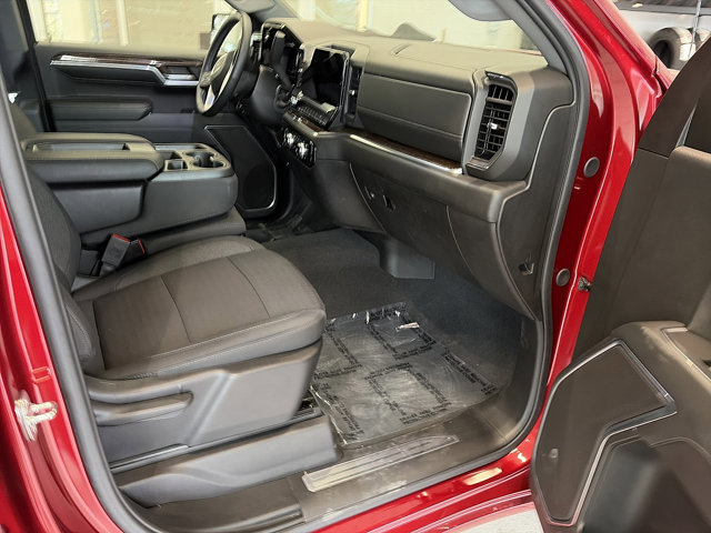 Used 2024 GMC Sierra 1500 Elevation image 40