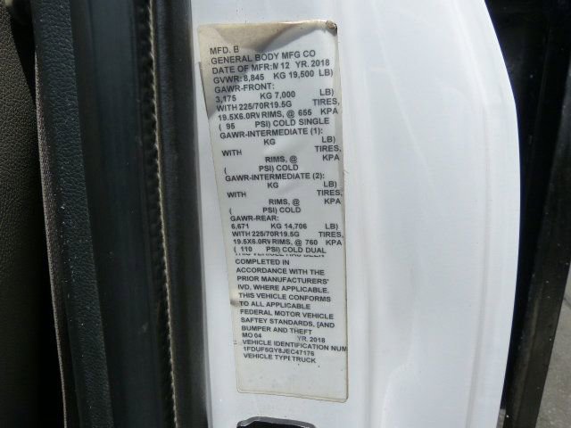 Used 2018 Ford F550 2WD Regular Cab Super Duty image 33