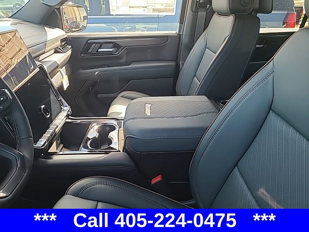 New 2026 GMC Yukon AT4 w/ AT4 Premium Plus Package image 24