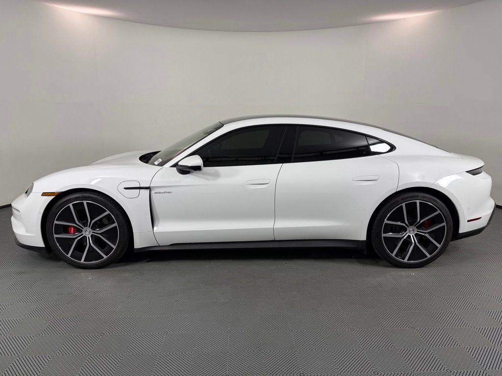 Certified 2025 Porsche Taycan 4S AWD/4WD image 2