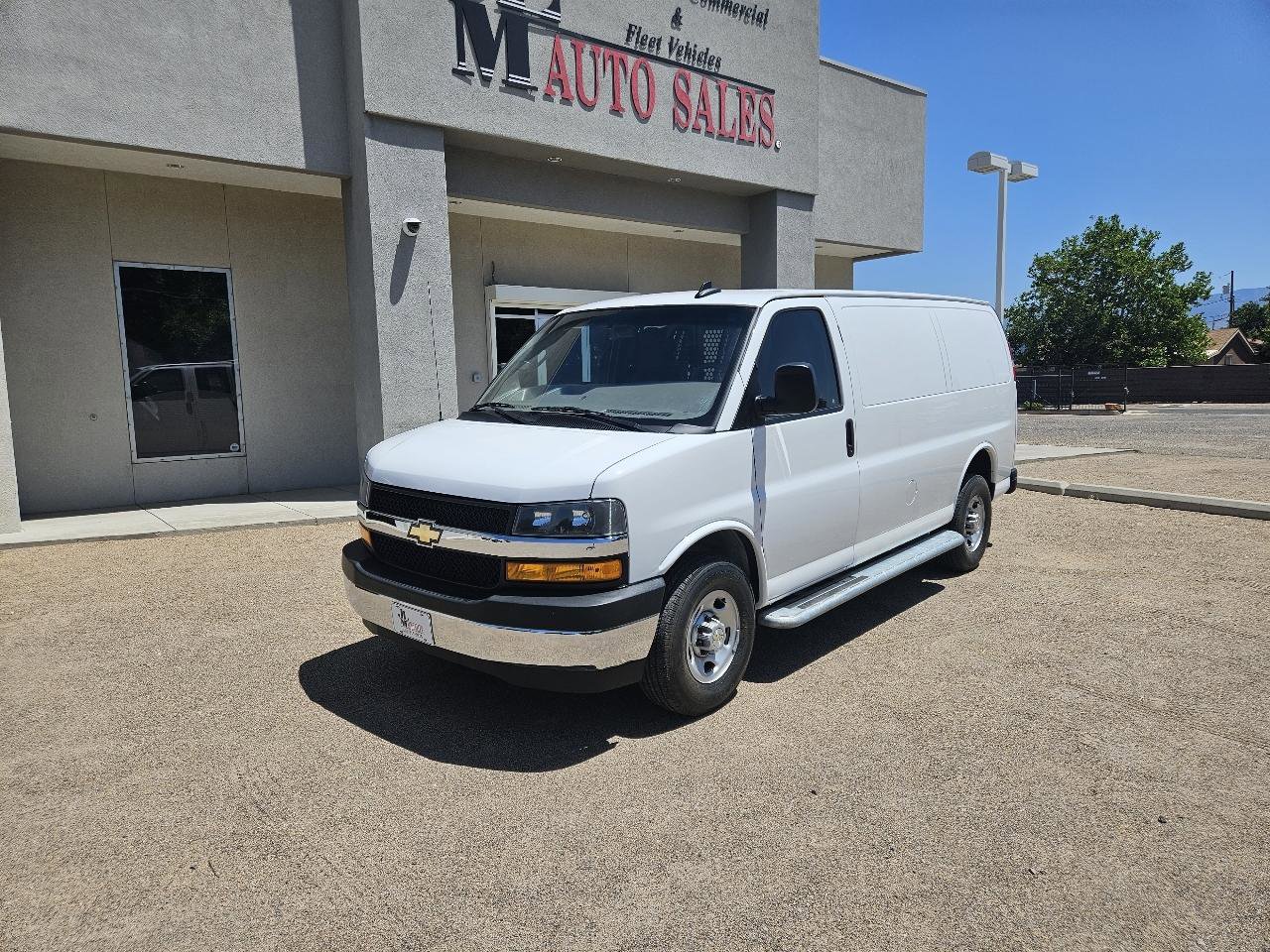 Used 2024 Chevrolet Express 2500 w/ Driver Convenience Package RWD image 1