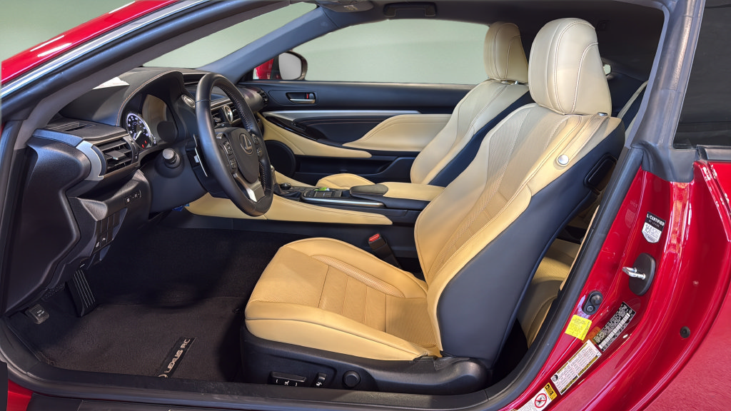 Used 2015 Lexus RC 350 w/ Navigation System Package RWD image 12