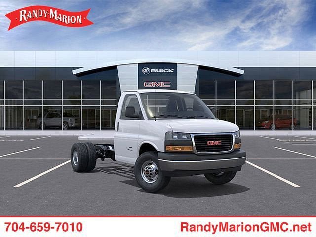 New 2025 GMC Savana 3500 w/ Power Convenience Package