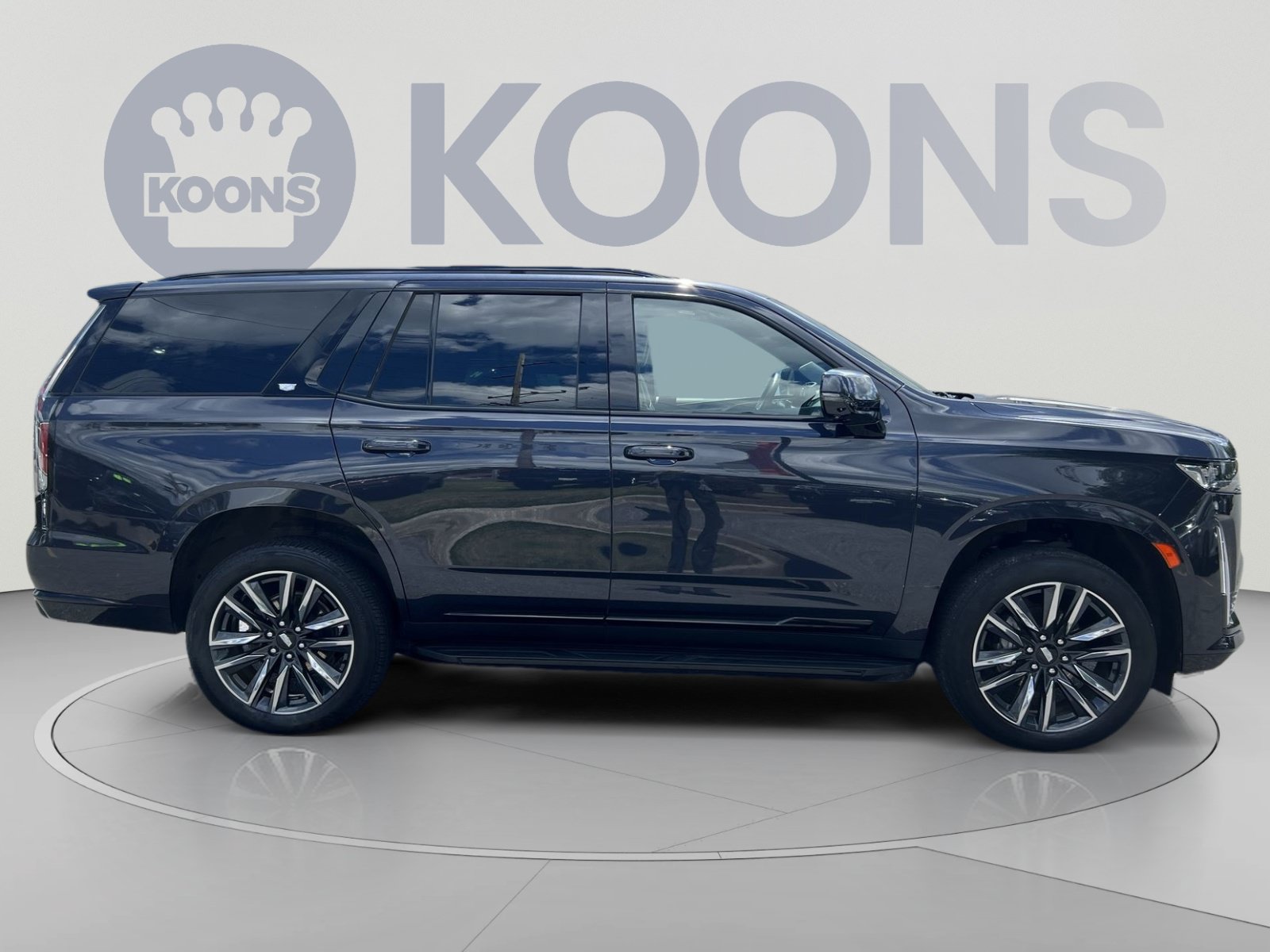 Used 2023 Cadillac Escalade Sport Platinum w/ Heavy-Duty Trailer Package AWD/4WD image 8