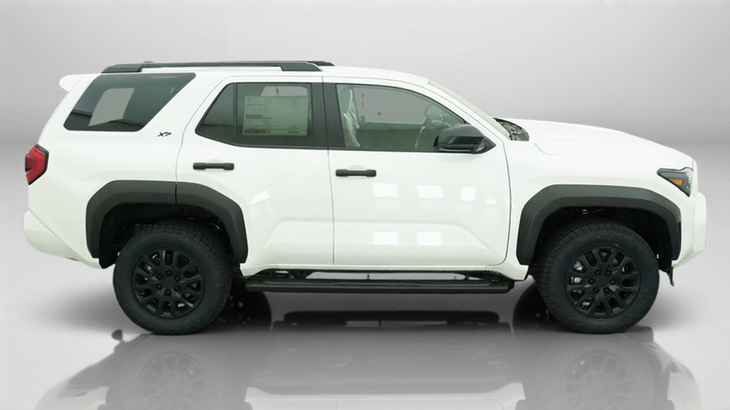New 2026 Toyota 4Runner SR5 AWD/4WD image 14