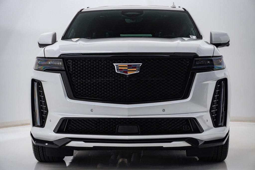 Used 2023 Cadillac Escalade V w/ Heavy-Duty Trailer Package AWD/4WD image 6