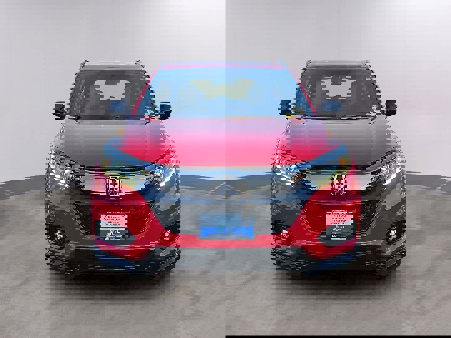 Used 2020 Honda HR-V Sport image 2