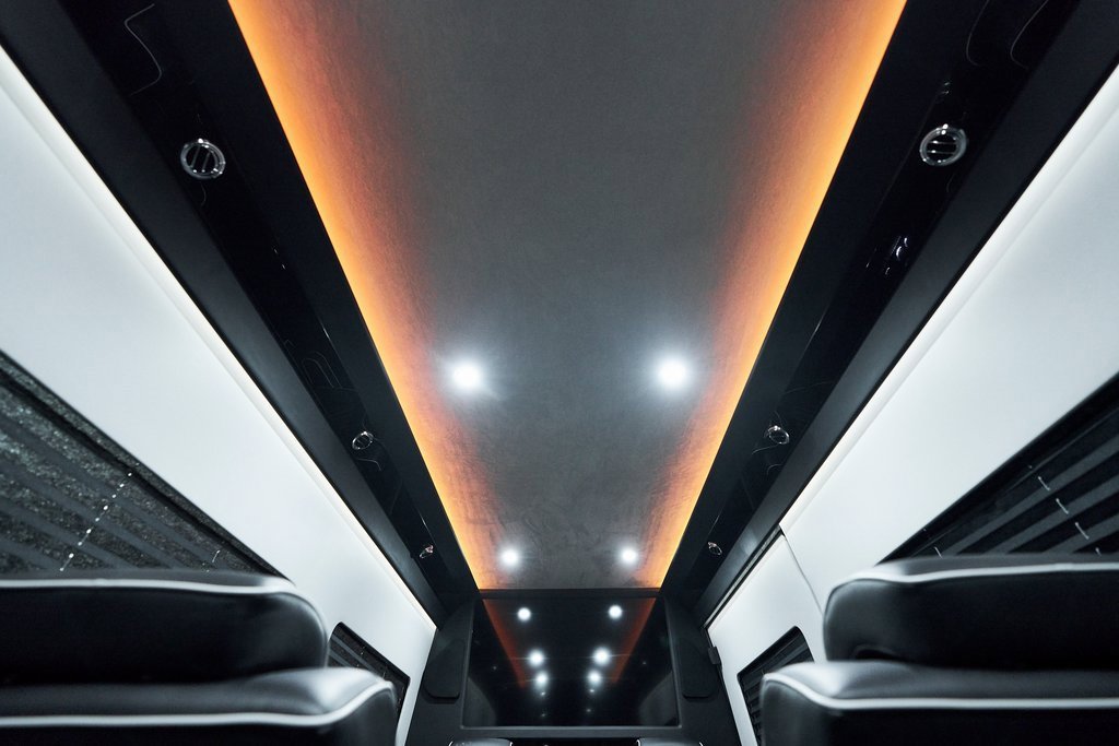 Used 2017 Mercedes-Benz Sprinter 3500 image 75