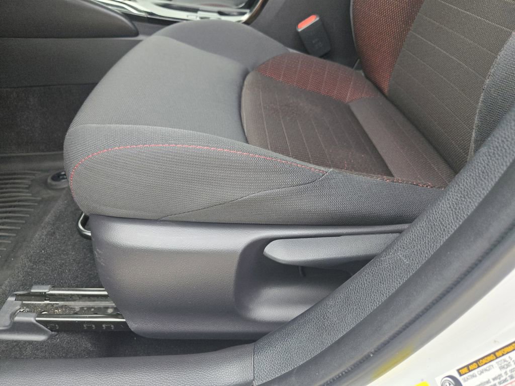 Used 2025 Toyota Corolla SE w/ SE Premium Package image 26