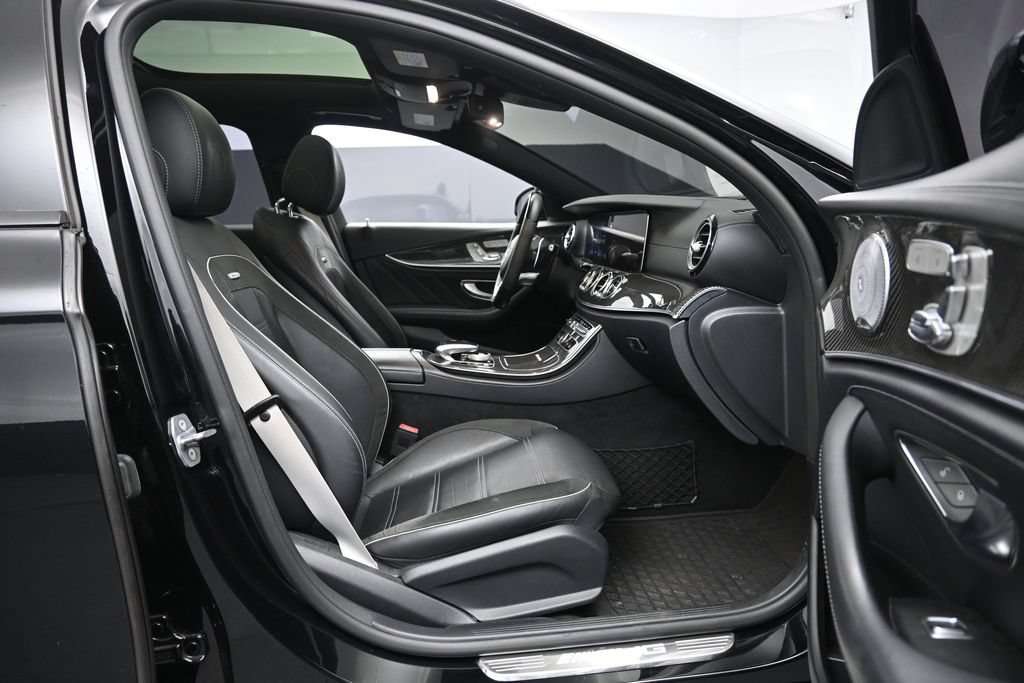 Used 2018 Mercedes-Benz E 63 AMG S image 28
