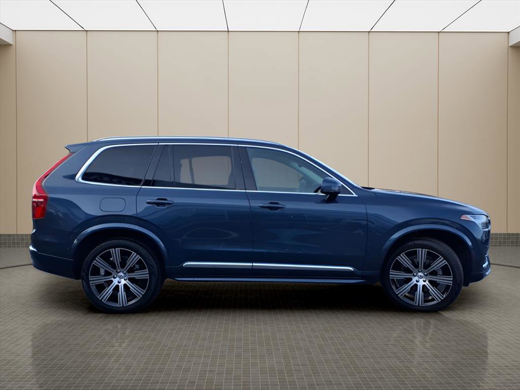 Used 2023 Volvo XC90 B6 Ultimate w/ Protection Package Premier image 22