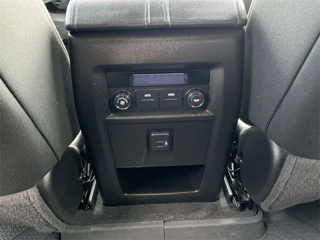 Certified 2023 Chevrolet Traverse LT w/ Rear Camera Mirror Package image 20