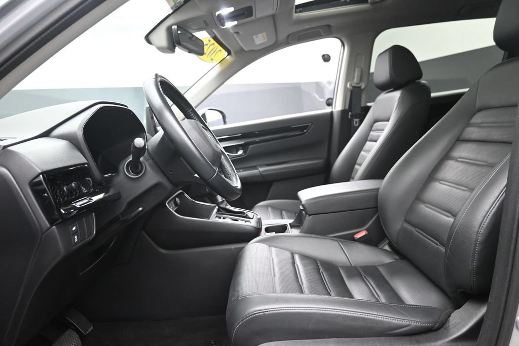 Used 2025 Honda CR-V EX-L image 17