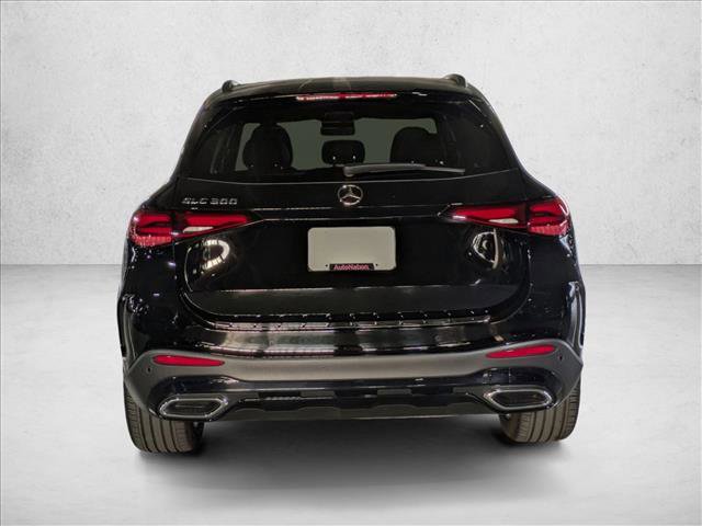 Certified 2025 Mercedes-Benz GLC 300 image 5