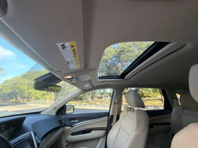 Used 2017 Acura MDX w/ Technology Package FWD image 11