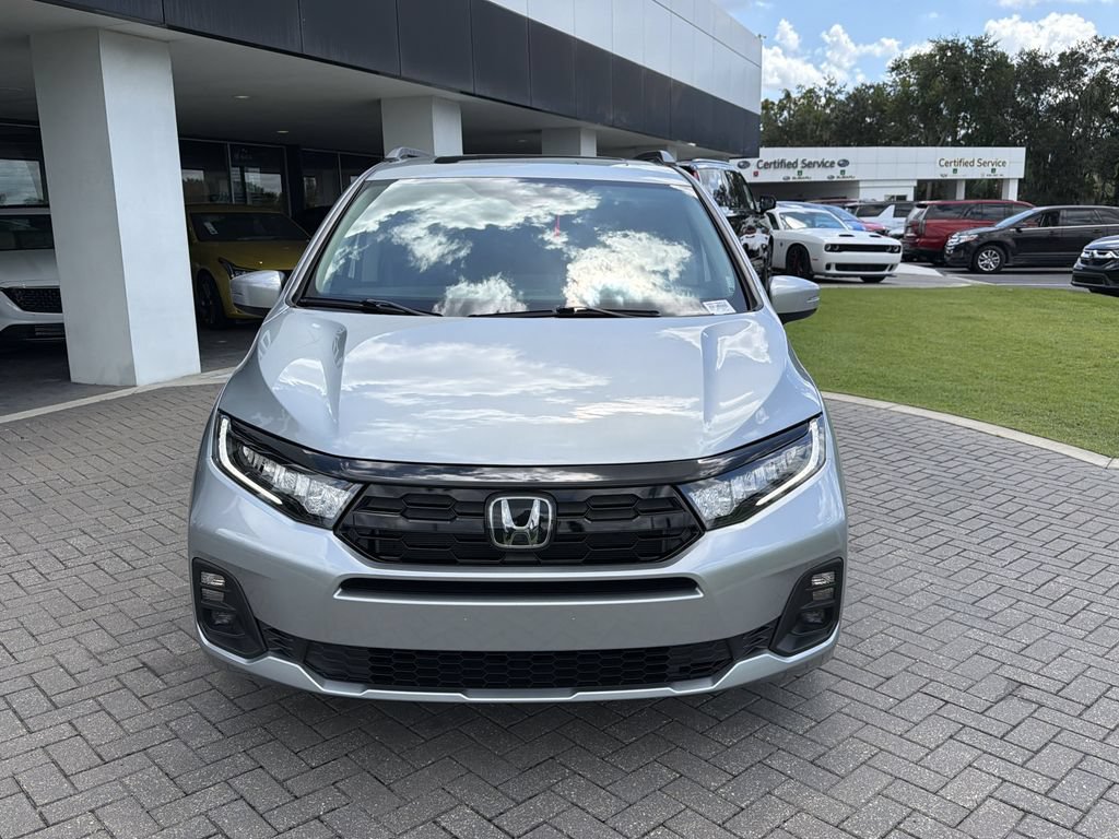 Used 2025 Honda Odyssey Touring image 8