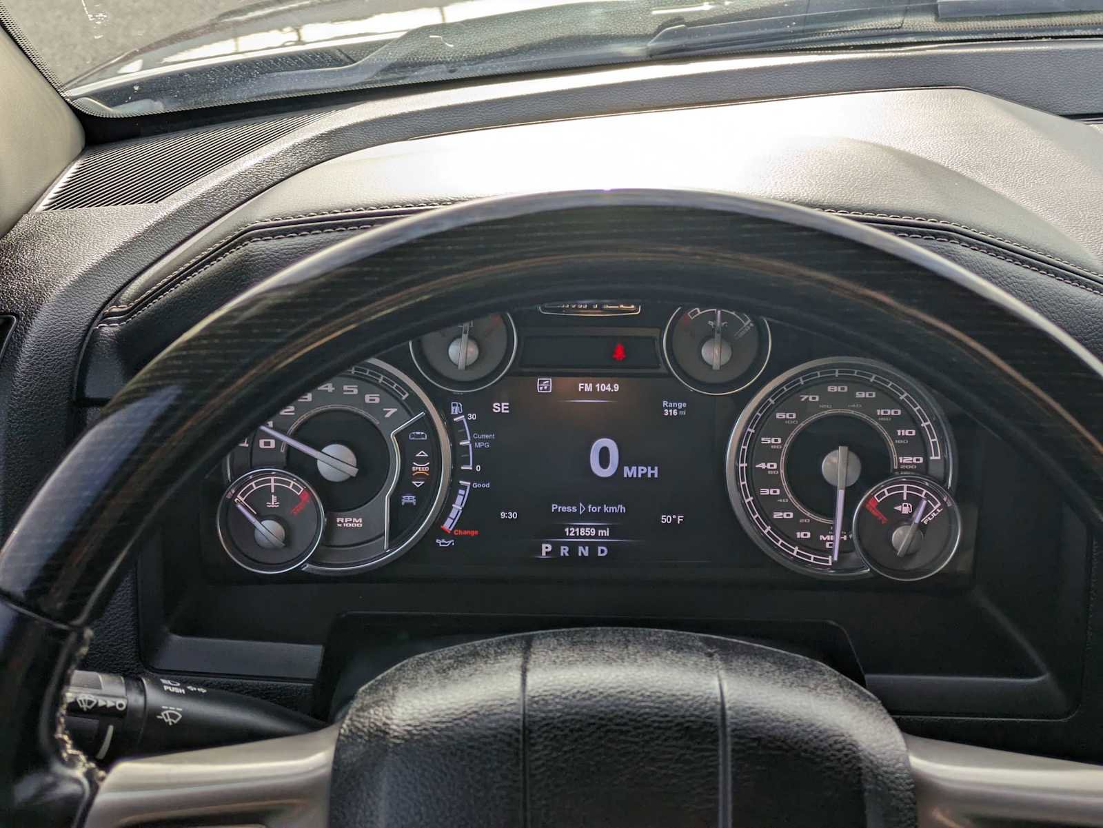 Used 2015 RAM 1500 Limited image 33