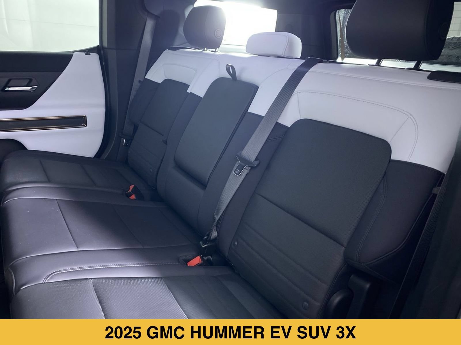 Certified 2025 GMC Hummer EV 3X AWD/4WD image 13