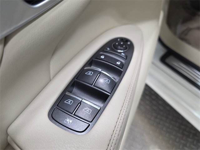 Used 2012 INFINITI M37 x w/ Premium Pkg image 28