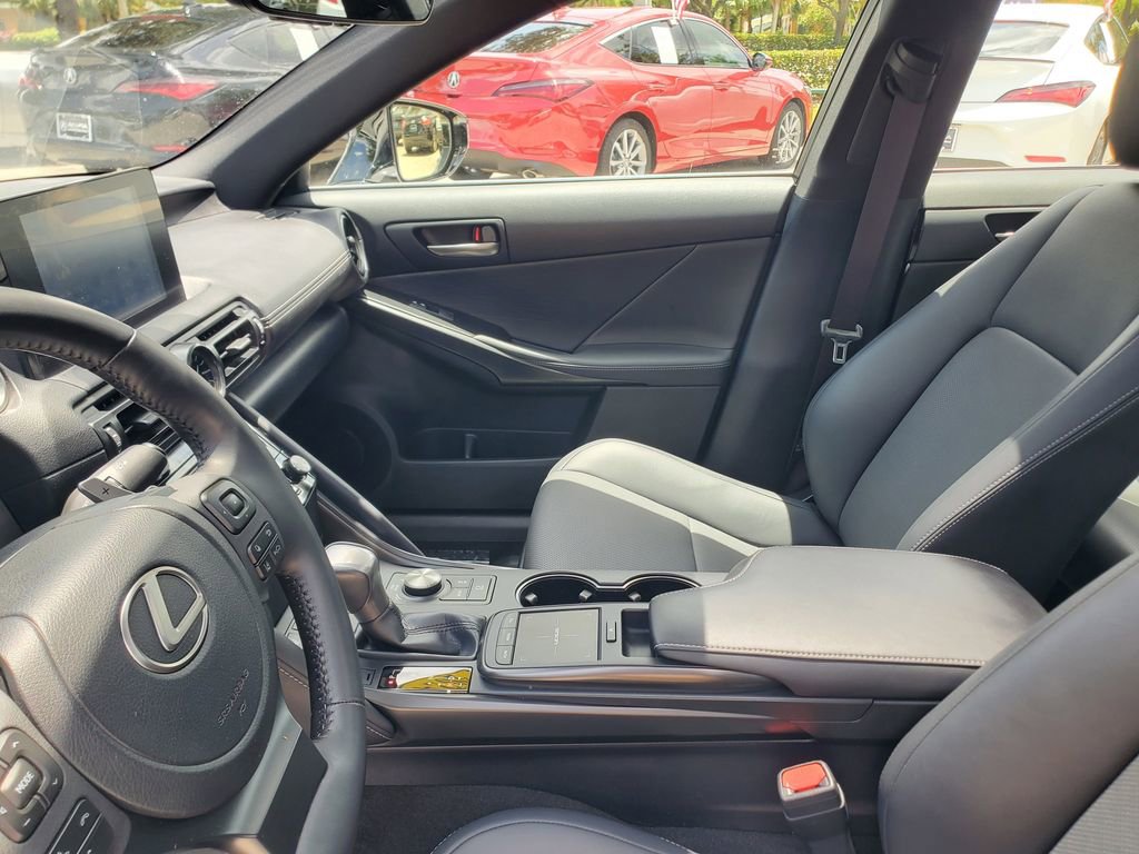 Used 2024 Lexus IS 300 w/ Premium Package RWD image 15