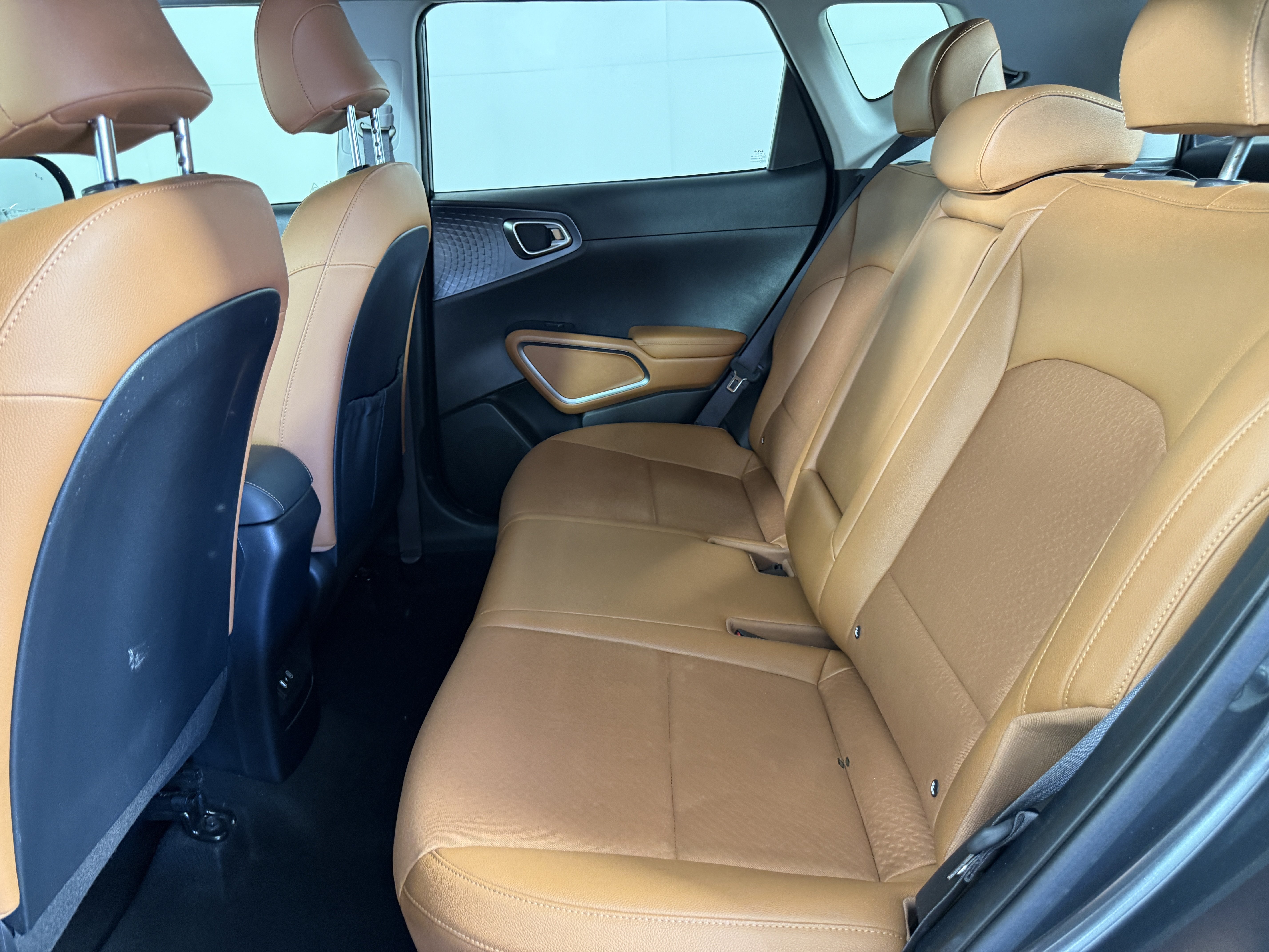 Used 2024 Kia Soul EX w/ Option Group 015 FWD image 13