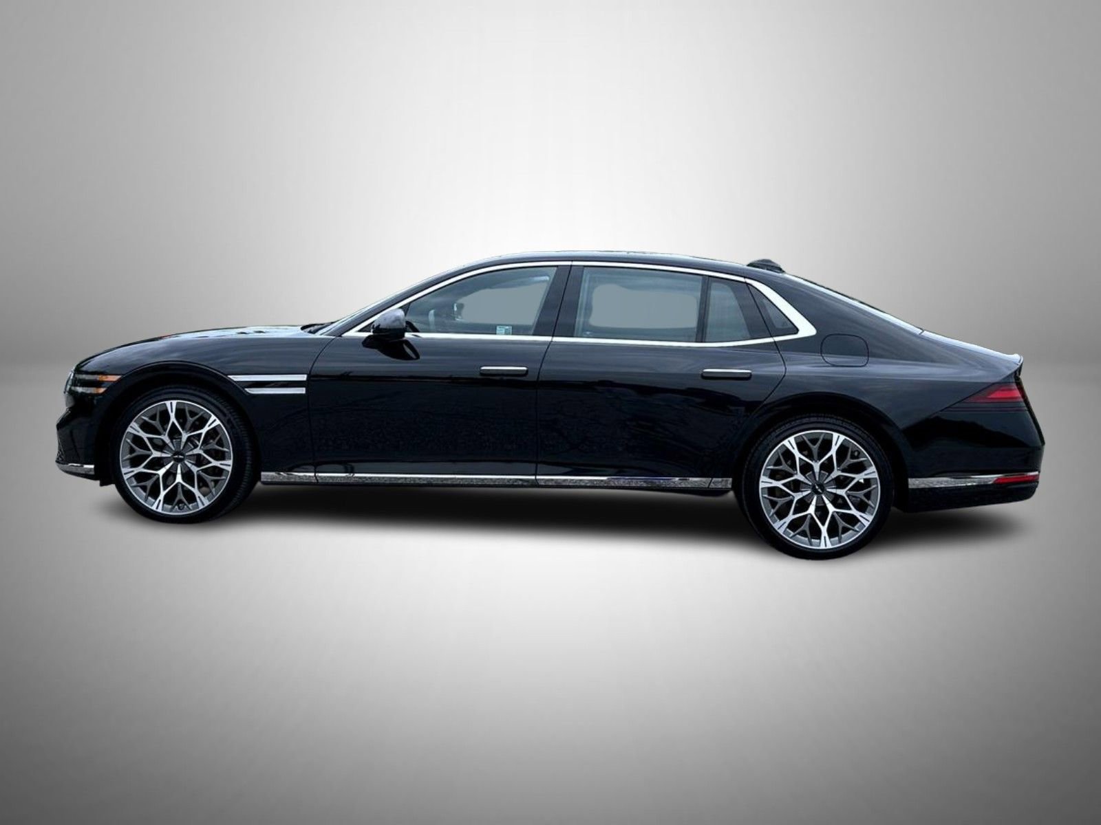 Certified 2024 Genesis G90 3.5T image 8