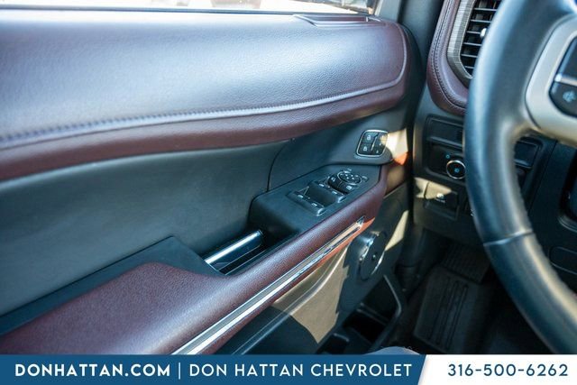 Used 2022 Ford Expedition Limited image 16