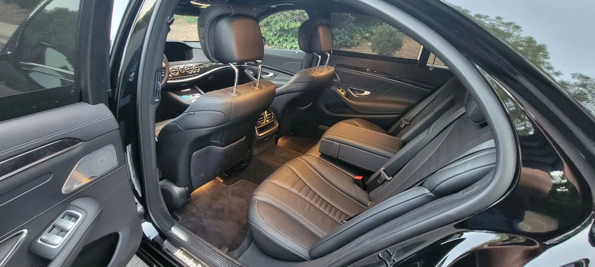 Used 2020 Mercedes-Benz S 560 Sedan image 34