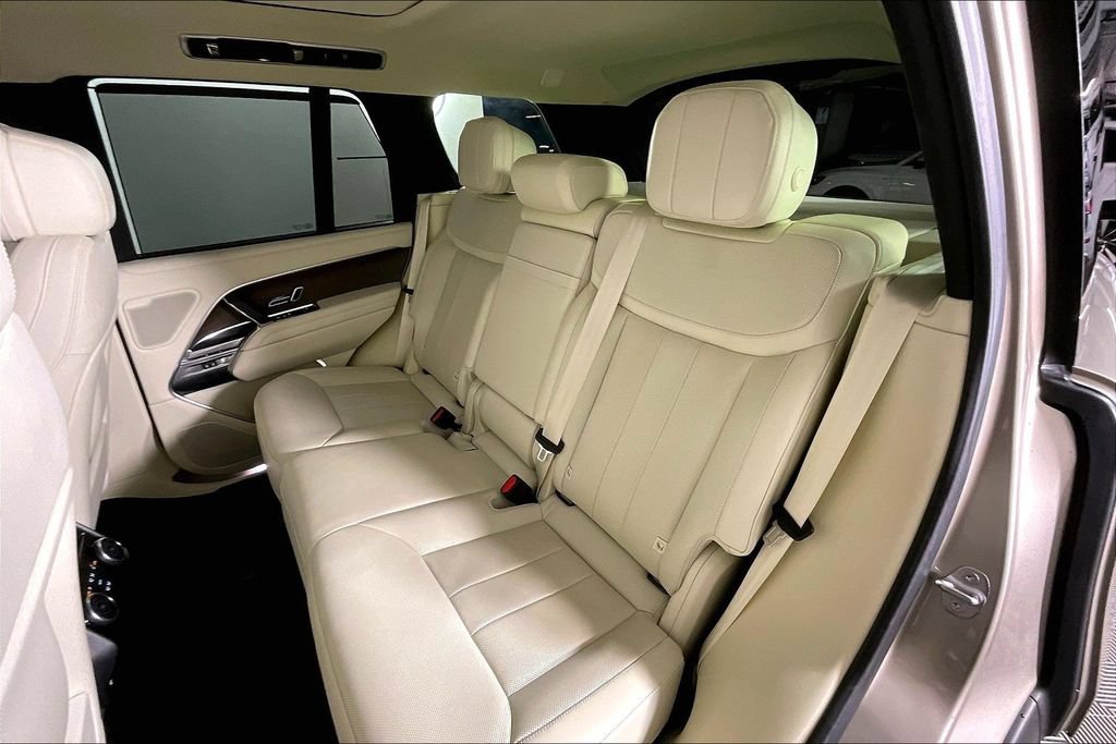 Used 2023 Land Rover Range Rover SE AWD/4WD image 25