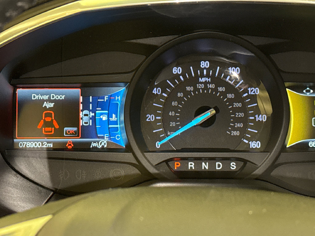 Used 2019 Ford Edge Titanium w/ Equipment Group 301A AWD/4WD image 35
