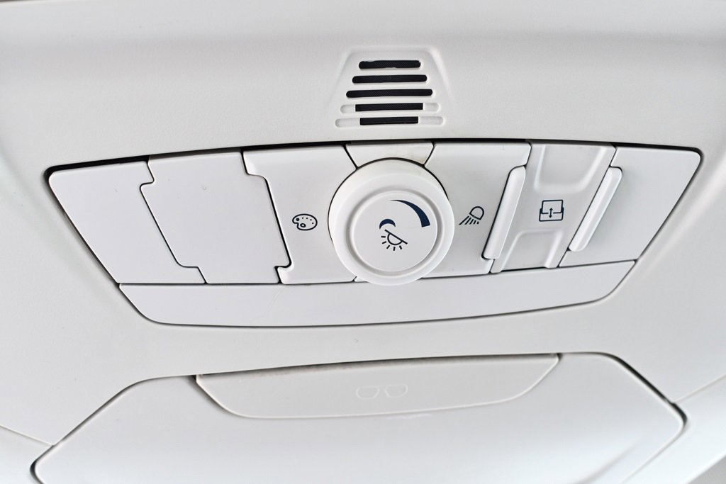 Used 2014 Ford Focus SE w/ Equipment Group 201A image 36