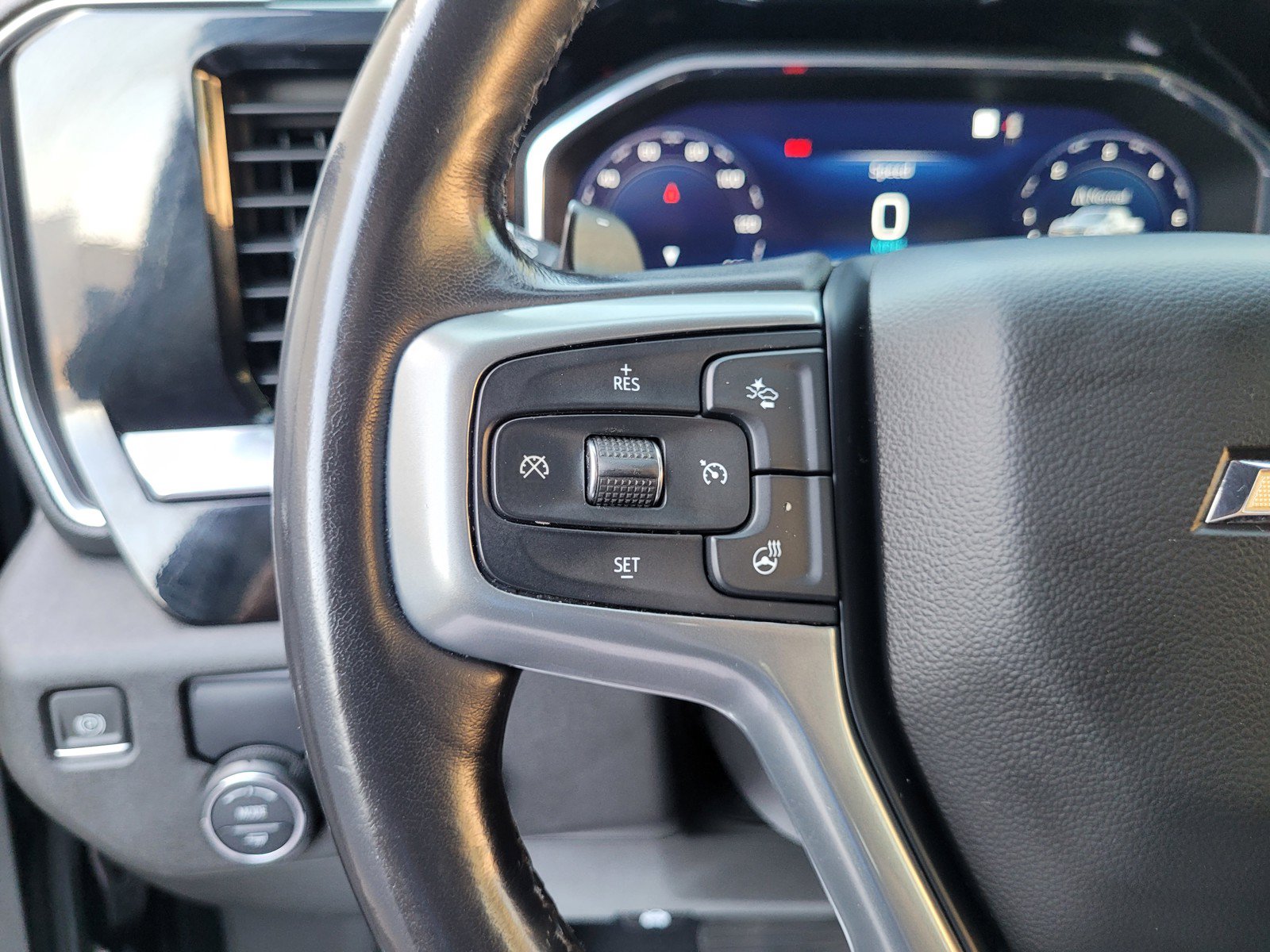 Used 2023 Chevrolet Silverado 1500 LTZ w/ LTZ Convenience Package II RWD image 20