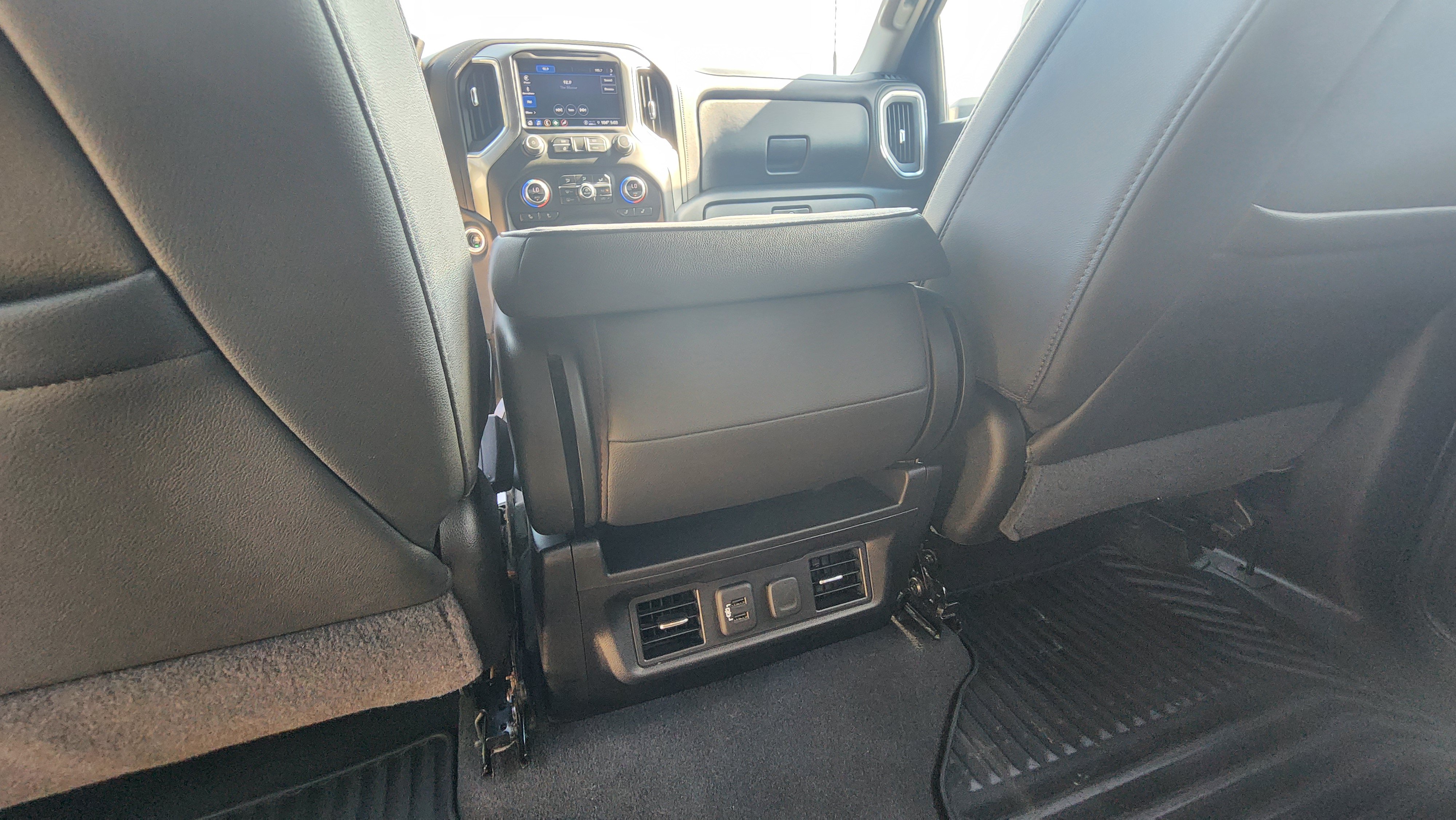 Certified 2022 Chevrolet Silverado 2500 LTZ w/ Gooseneck/5TH Wheel Package AWD/4WD image 19