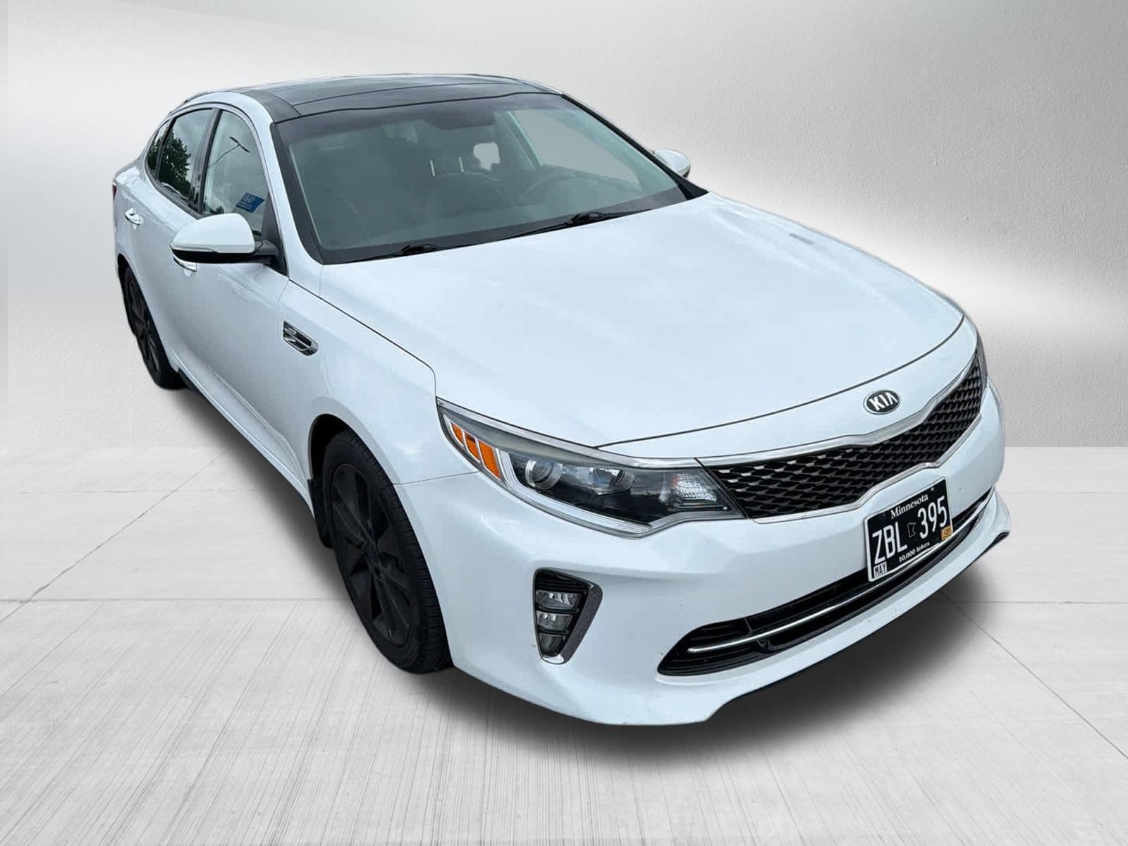 Used 2018 Kia Optima S w/ Option Group 020 FWD image 5