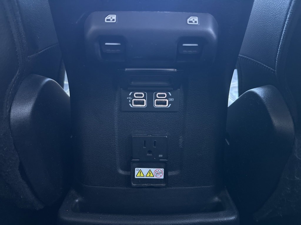 Used 2018 Jeep Wrangler Unlimited Sahara w/ LED Lighting Group image 24