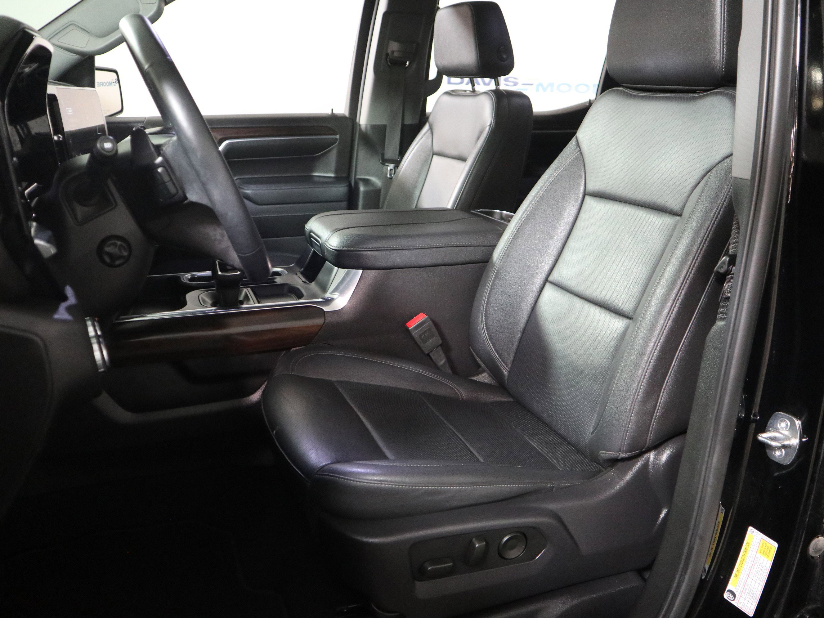 Used 2024 GMC Sierra 1500 SLT w/ SLT Premium Package image 20