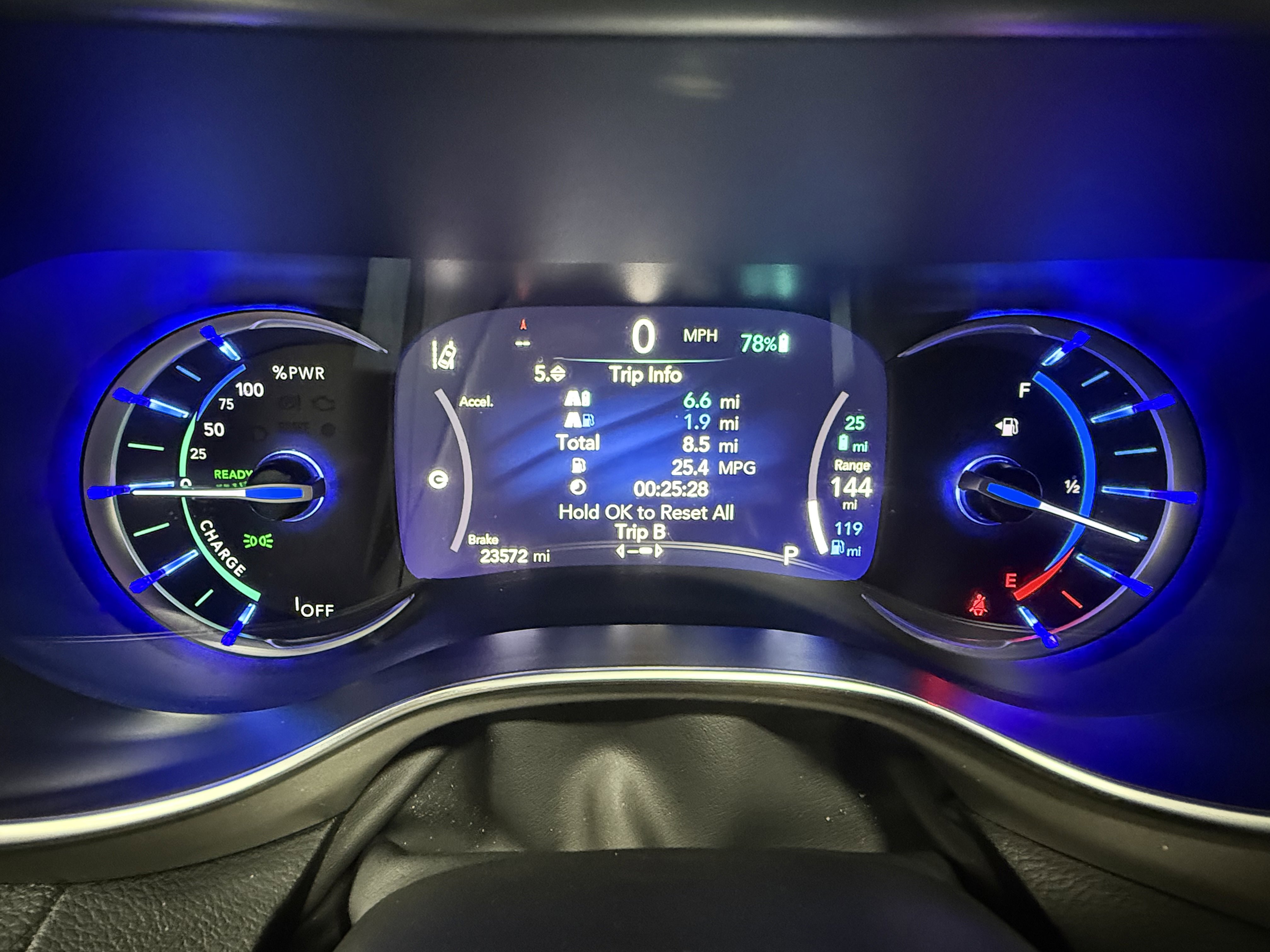 Used 2024 Chrysler Pacifica Pinnacle image 27