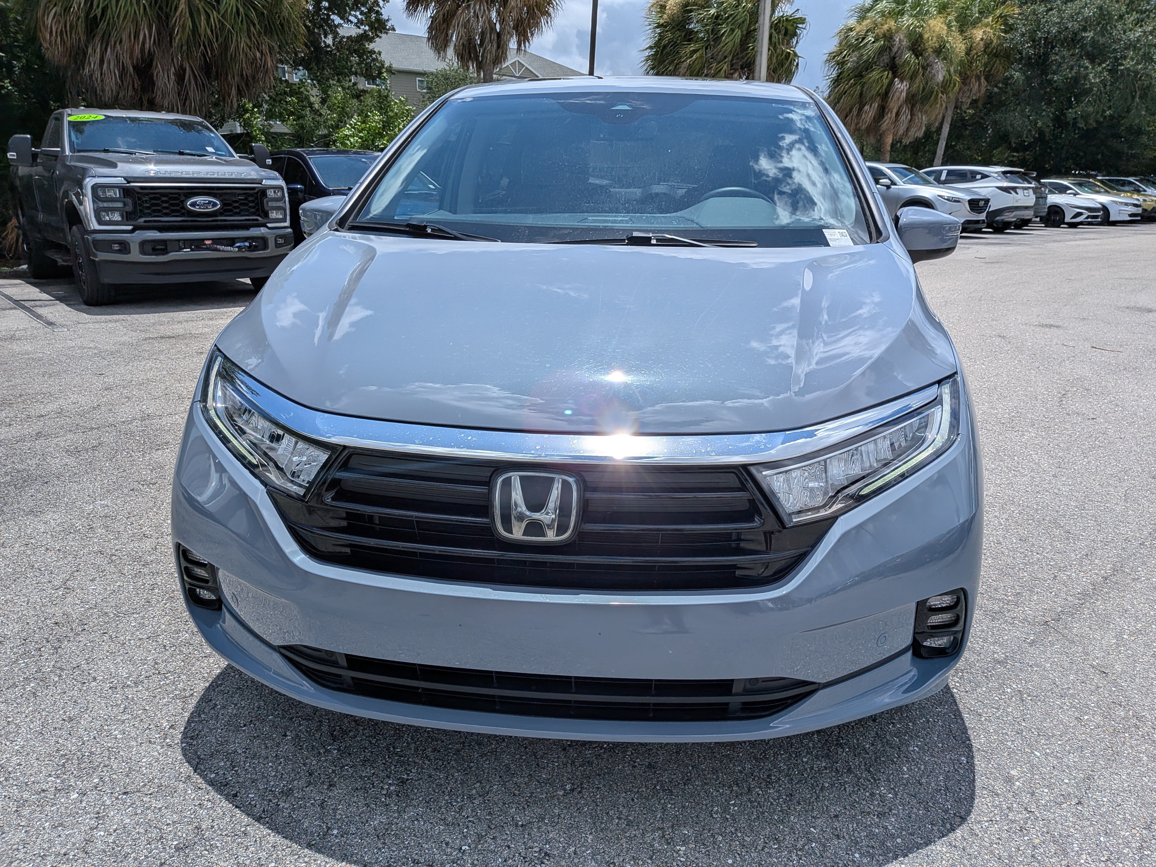 Used 2023 Honda Odyssey Elite image 9