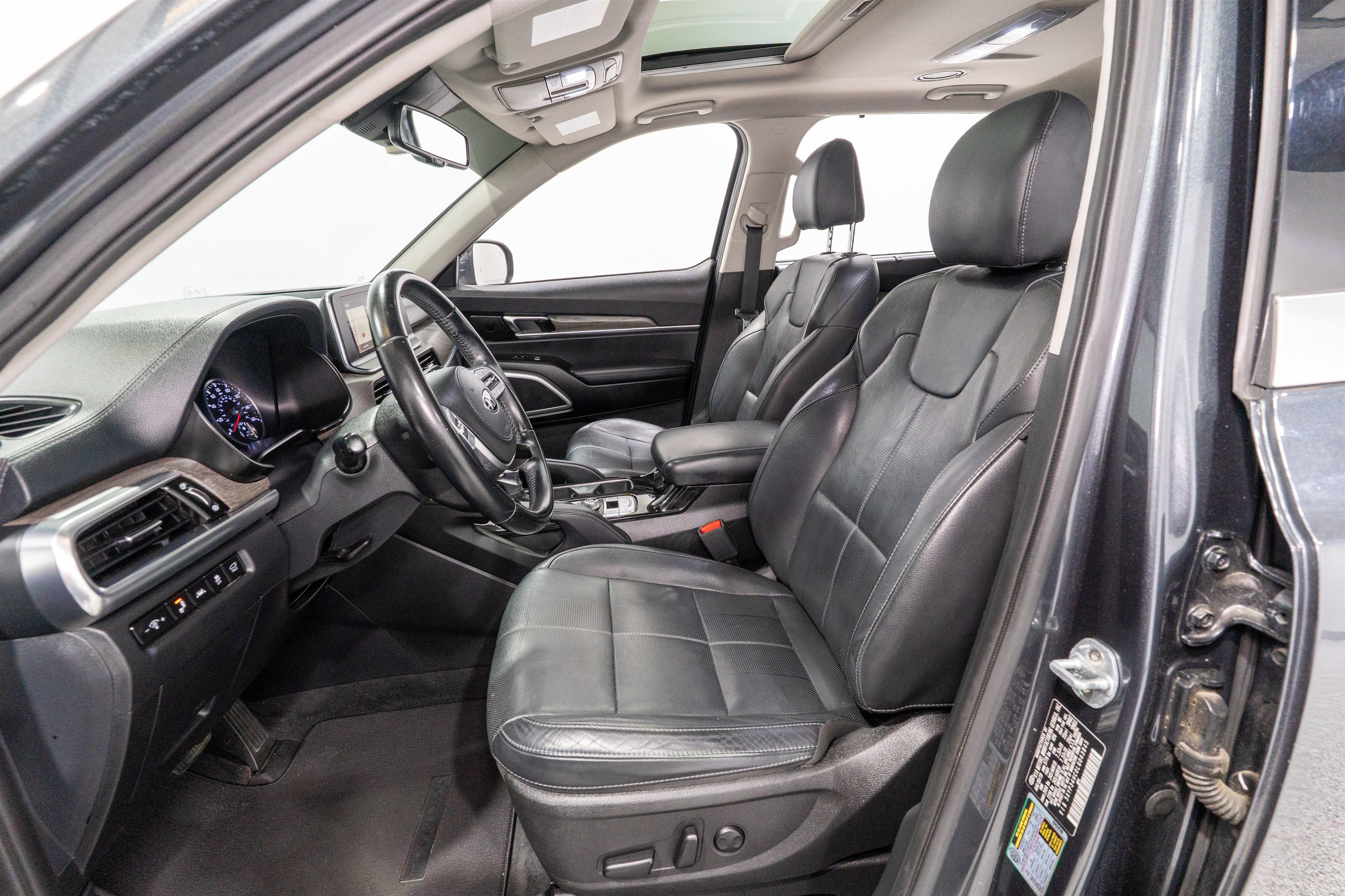 Used 2020 Kia Telluride EX w/ Towing Package FWD image 13