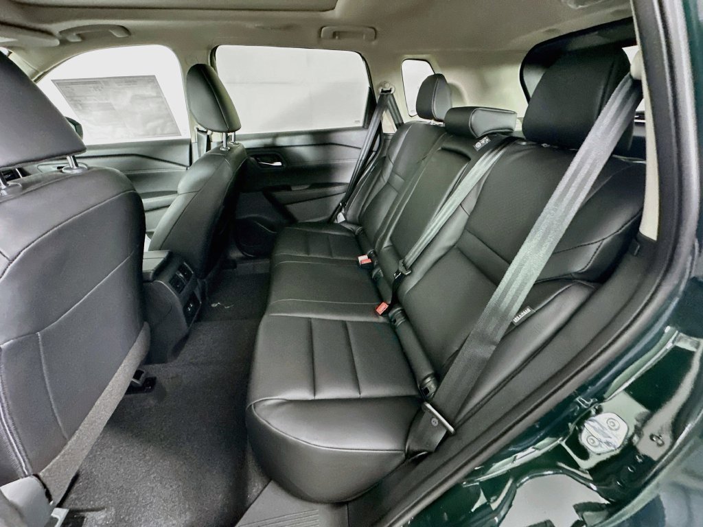 New 2027 Nissan Rogue Dark Armor AWD/4WD image 32
