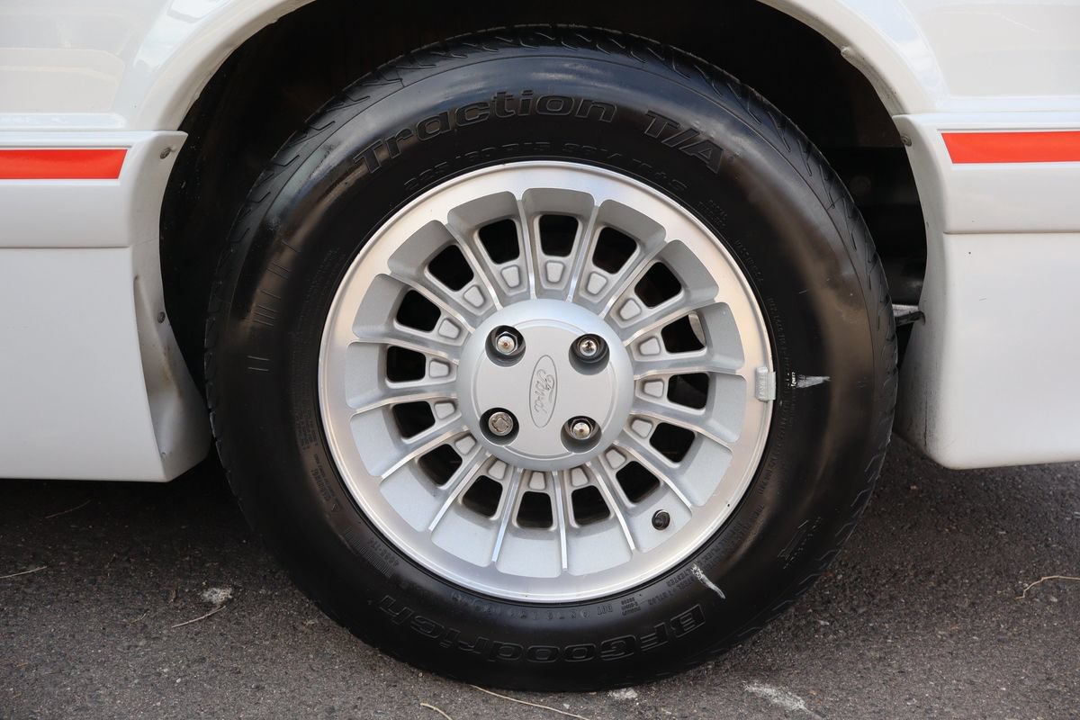 Used 1988 Ford Mustang GT RWD image 39