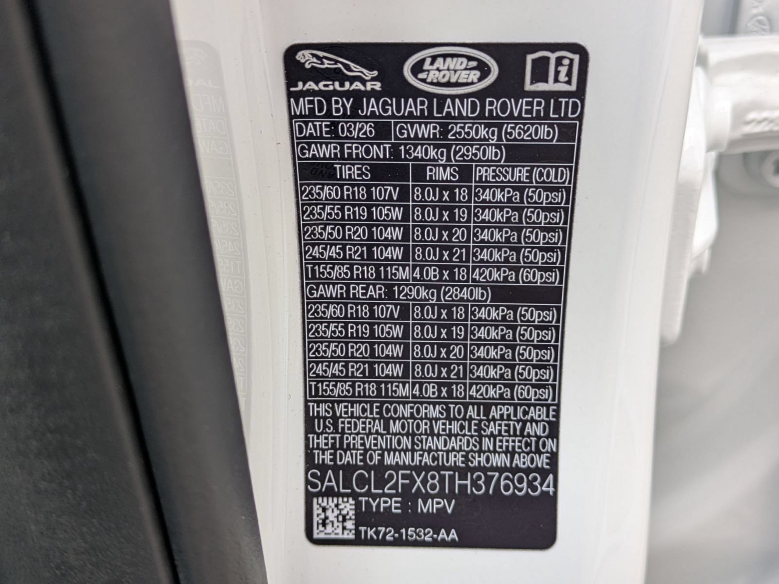 New 2026 Land Rover Discovery Sport Landmark AWD/4WD image 31