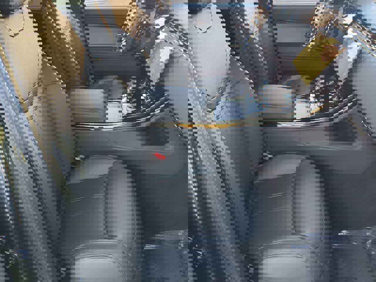 Used 2023 Land Rover Range Rover Sport SE Dynamic image 23