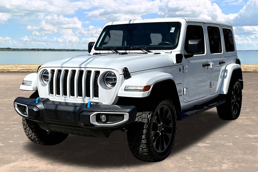 Used 2022 Jeep Wrangler Unlimited Sahara image 4