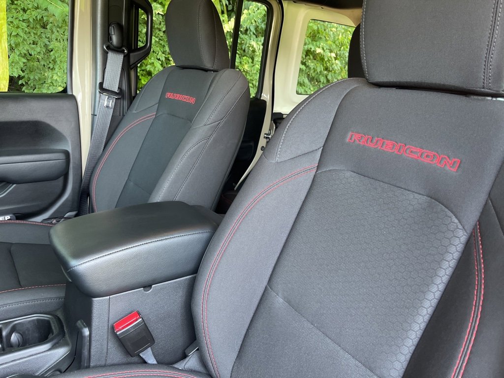 Used 2022 Jeep Wrangler Unlimited Rubicon w/ LED Lighting Group image 36