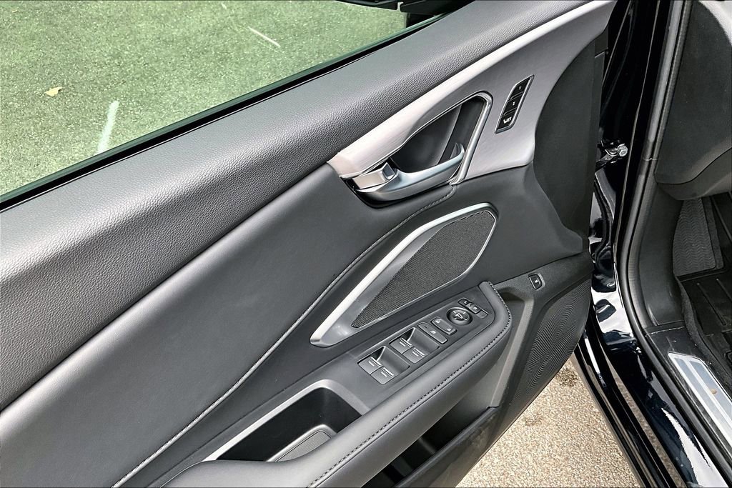 Used 2024 Acura RDX SH-AWD image 18