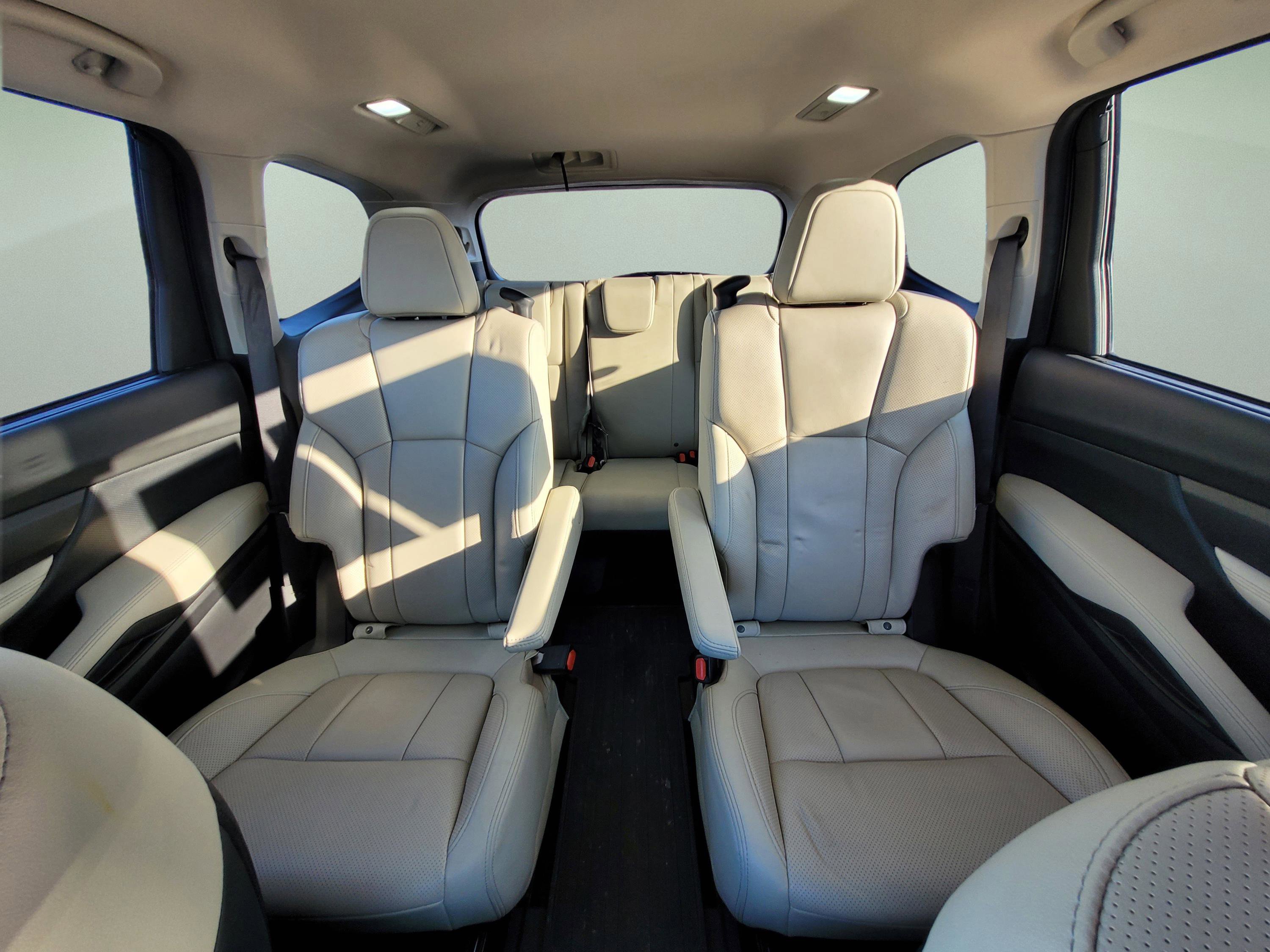 Used 2023 Subaru Ascent Limited w/ Popular Package #2A image 19