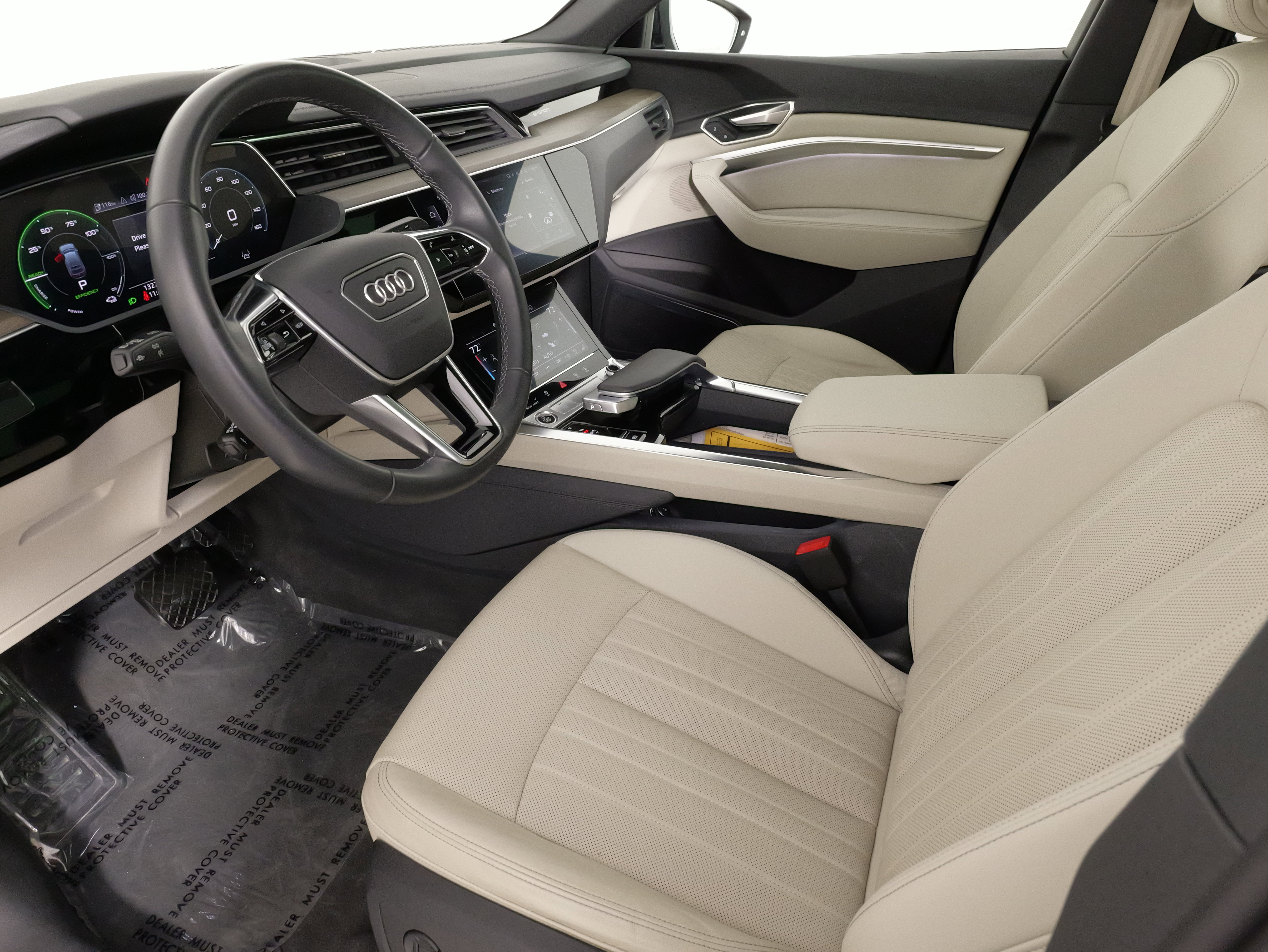 Used 2024 Audi Q8 e-tron Premium Plus w/ Premium Plus Package image 27